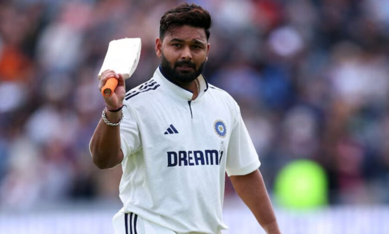 गरीब स्टूडेंट के लिए ‘भगवान’ बने ऋषभ पंत, कॉलेज फीस भरकर दिखाई दरियादिली | Rishabh Pant won heart by paying the college fees of underprivileged student
