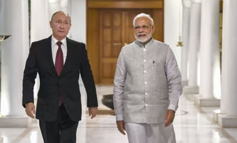 ट्रंप के टैरिफ बम फोड़ने के बीच पुतिन की भारत यात्रा की खबर में कितनी सच्चाई? अधिकारियों से शेयर की पूरी डिटेल्स